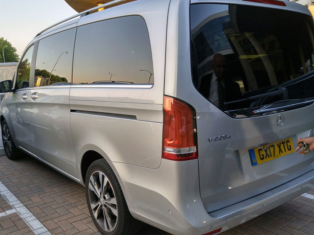 Emirates A380 business class review Dubai to London