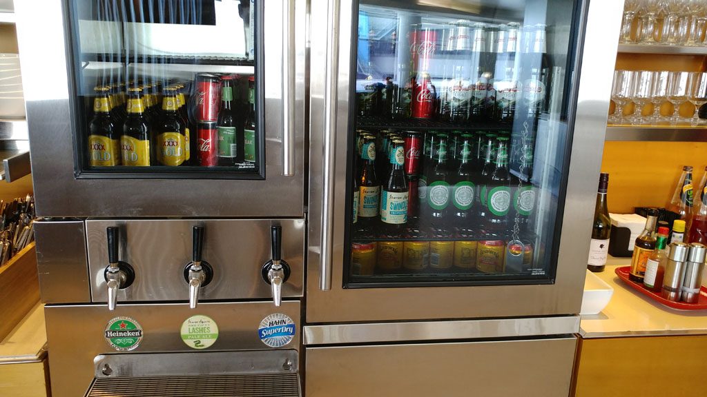 Qantas Business Class Lounge Sydney International