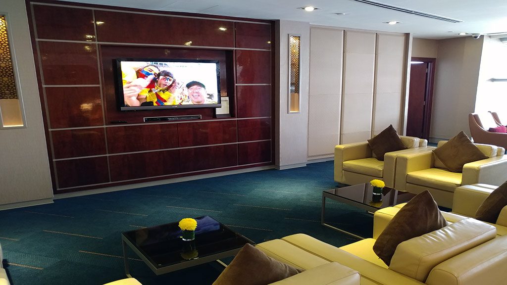 Emirates Business Class Lounge KL