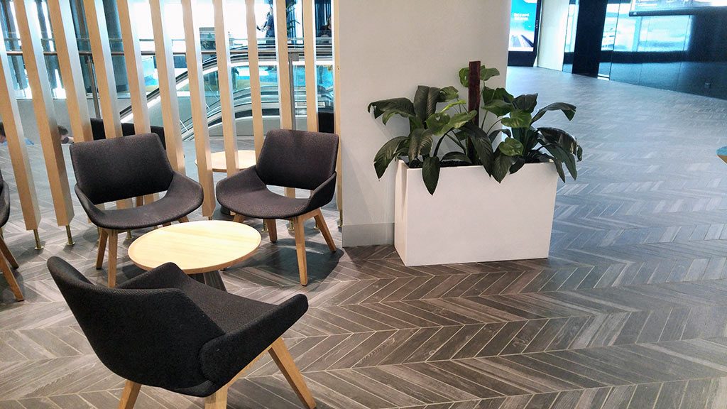 Qantas Club domestic business lounge Melbourne Airport