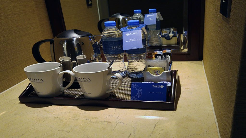 Emirates business class stopover in Dubai includes a complimentary hotel